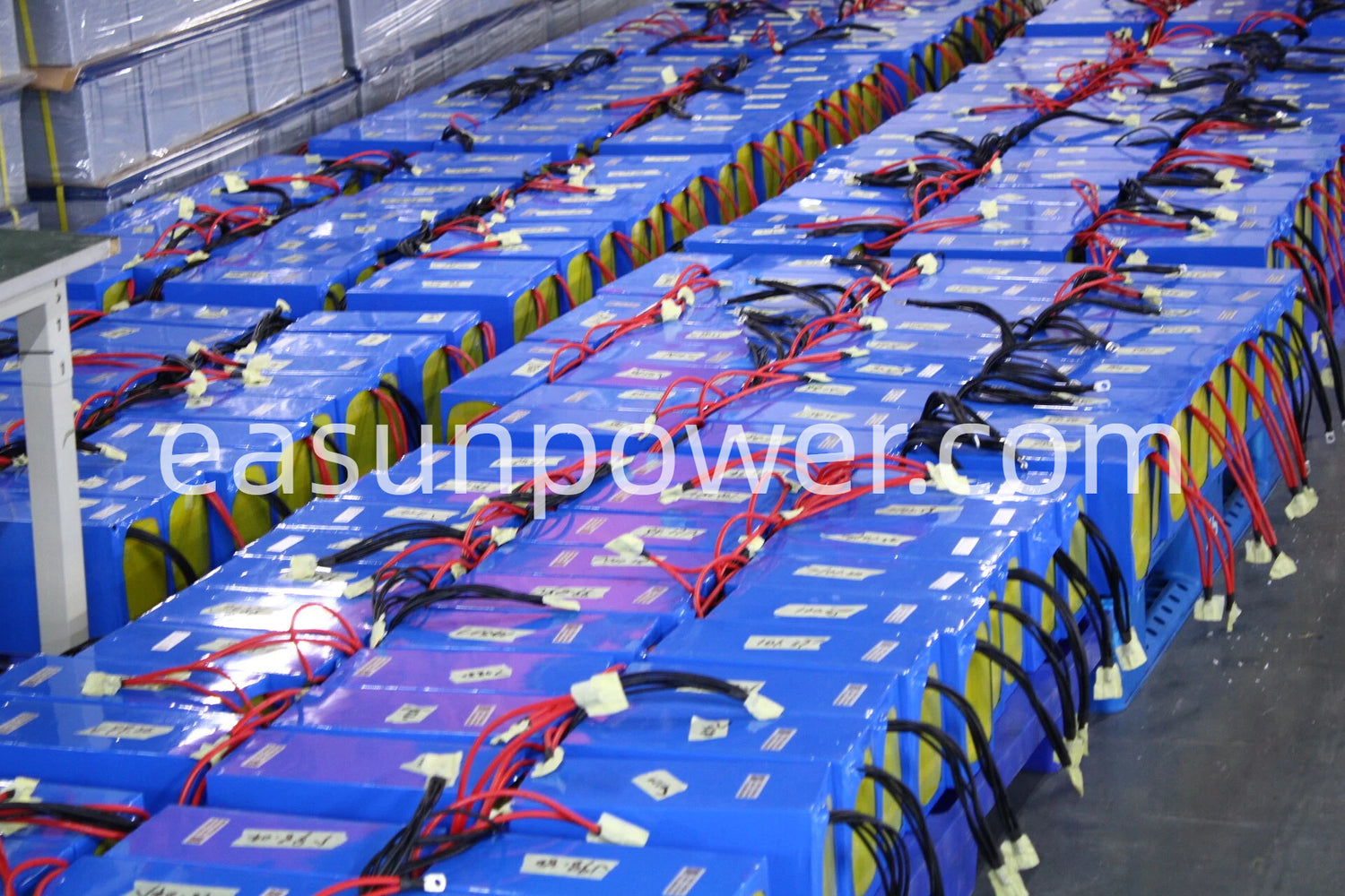 Each battery cell is meticulously selected and tested. High energy density, low attenuation and outstanding durability ensure long-term stable operation of inverters and energy storage systems.
